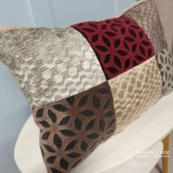 détail coussin patchwork rose