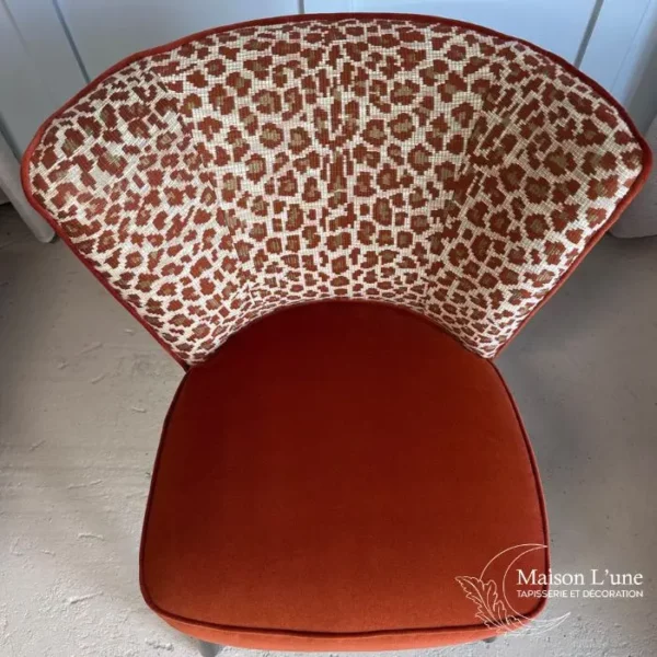 Fauteuil cocktail léopard couleur brique pieds compas vue de dessus