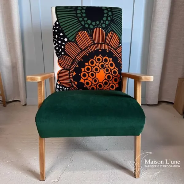 Fauteuil scandinave Esperanza motif 70's vert orange