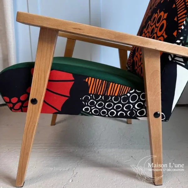 Fauteuil scandinave Esperanza motif 70's vert orange